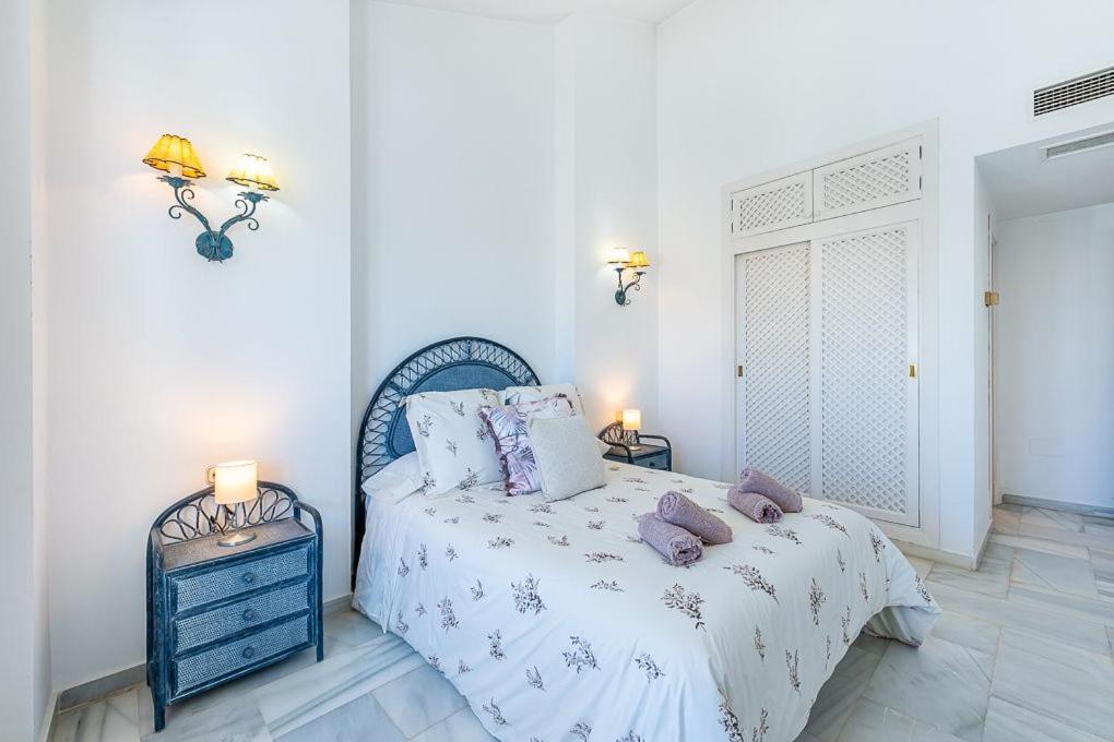 Puerto De Benalmadena Apartamento Vacacional Con Vistas Al Mar Y Yates Tres Habitaciones 2 Banos Eksteriør bilde